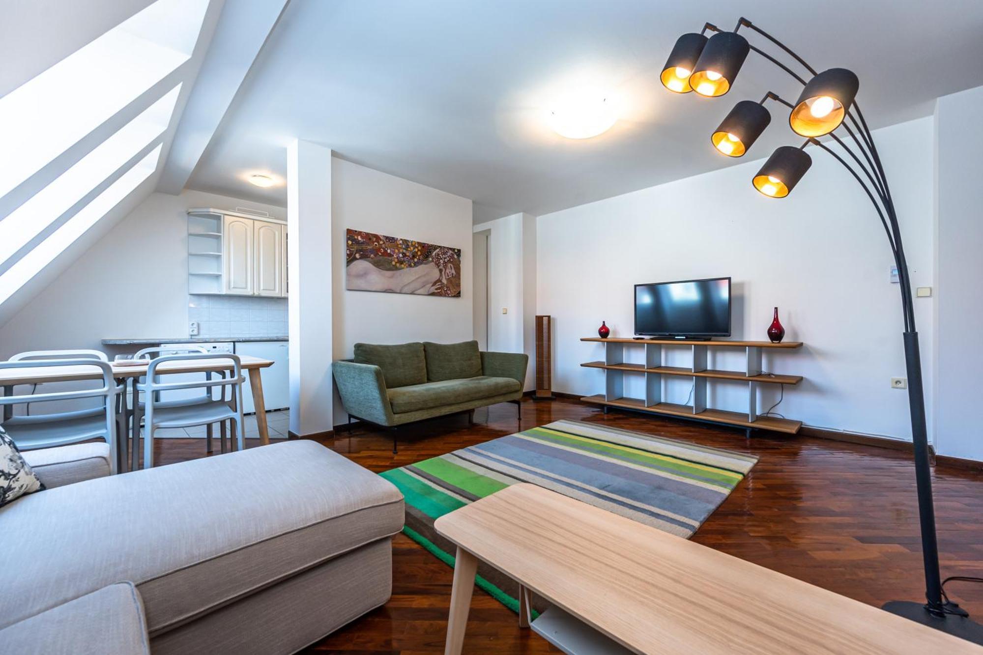 Wishlist Residences - Old Town Square Praga